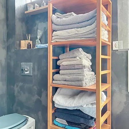 Апартаменты Helene Boucher - Air-conditioned In Mourillon