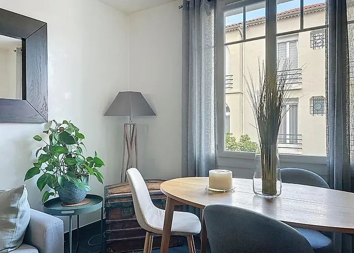 Апартаменты Helene Boucher - Air-conditioned In Mourillon *