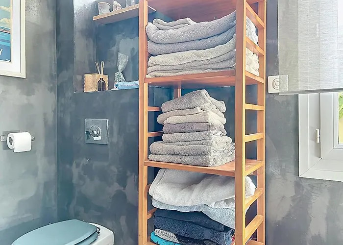 Апартаменты Helene Boucher - Air-conditioned In Mourillon