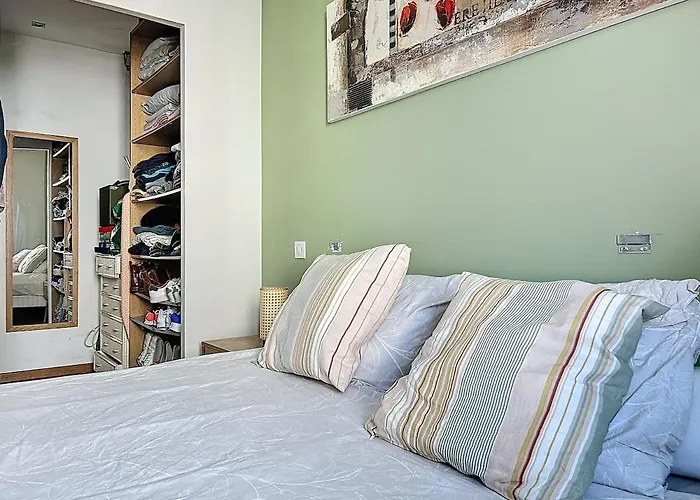 Апартаменты Helene Boucher - Air-conditioned In Mourillon