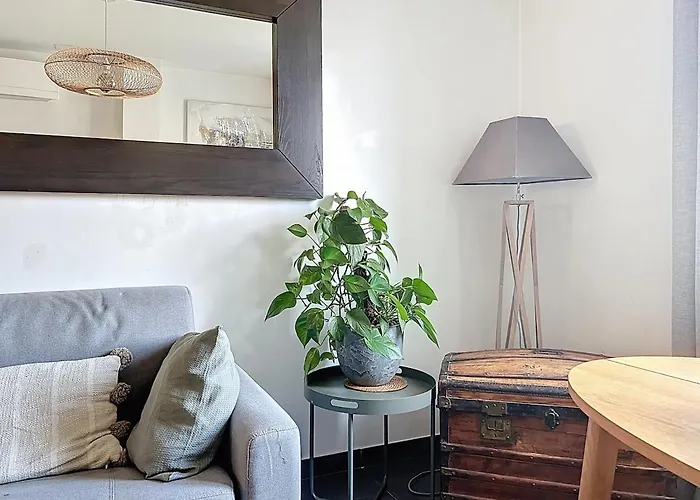 Helene Boucher - Air-conditioned In Mourillon Апартаменты Тулон